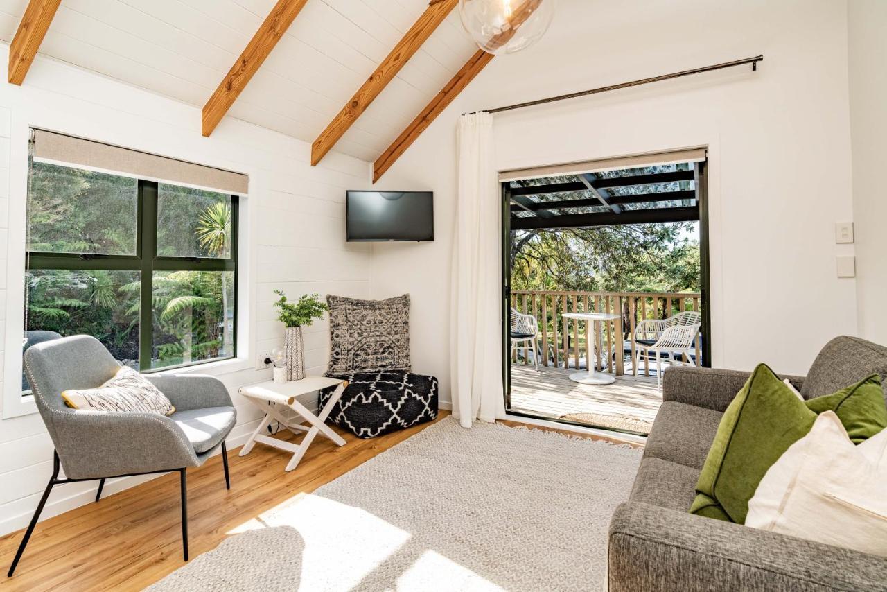 Tui & Nikau Cabins Mangawhai Esterno foto