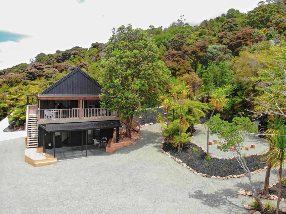 Tui & Nikau Cabins Mangawhai Esterno foto