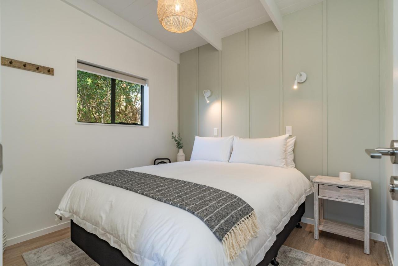 Tui & Nikau Cabins Mangawhai Esterno foto